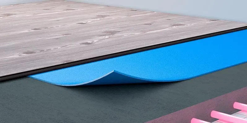 Podkłady podłogowe wykonane z polietylenu o dużej gęstości również oferują doskonałe przewodzenie ciepła, są odporne na wilgoć